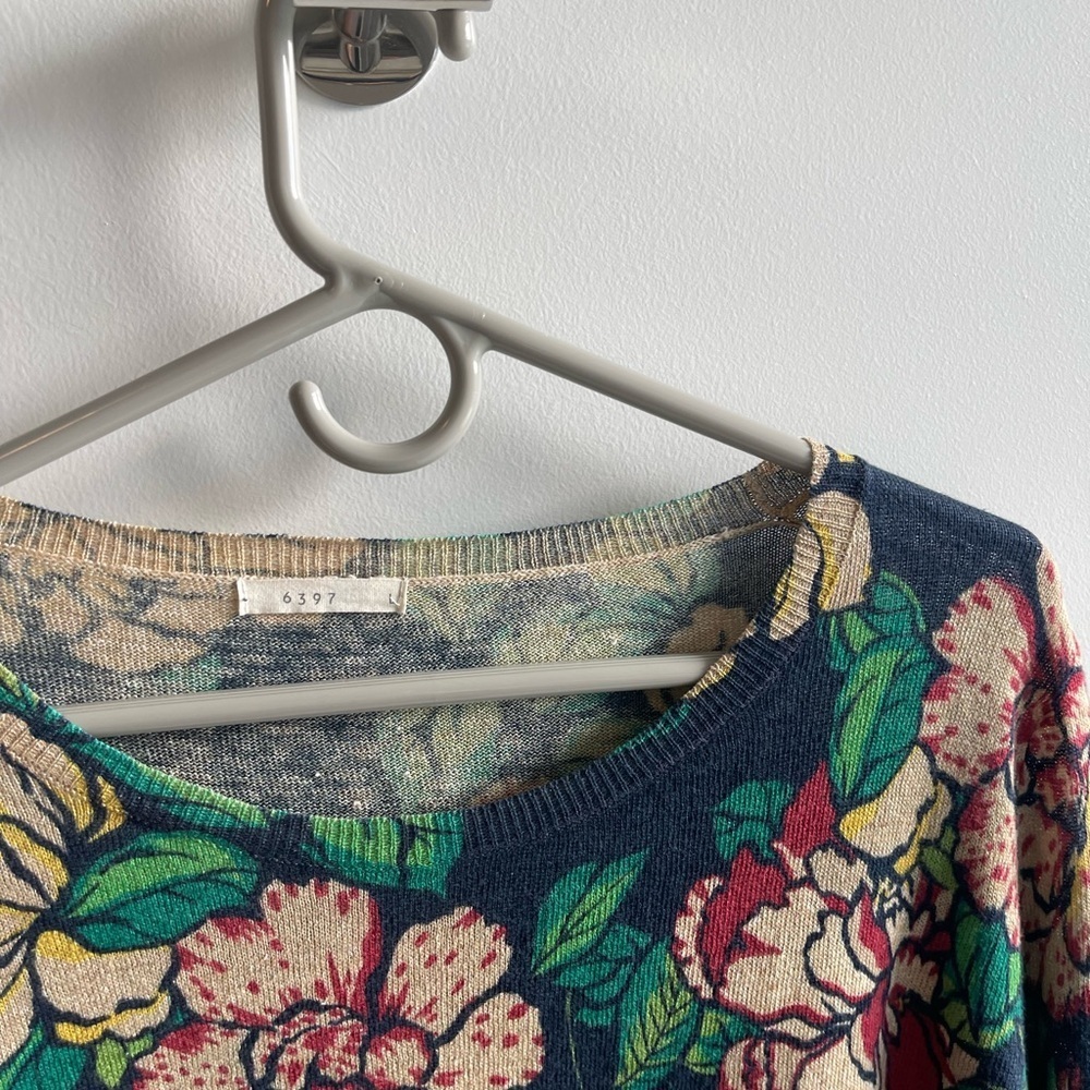 6397 Floral Print Women's Top Linen - Picture 4 of 5